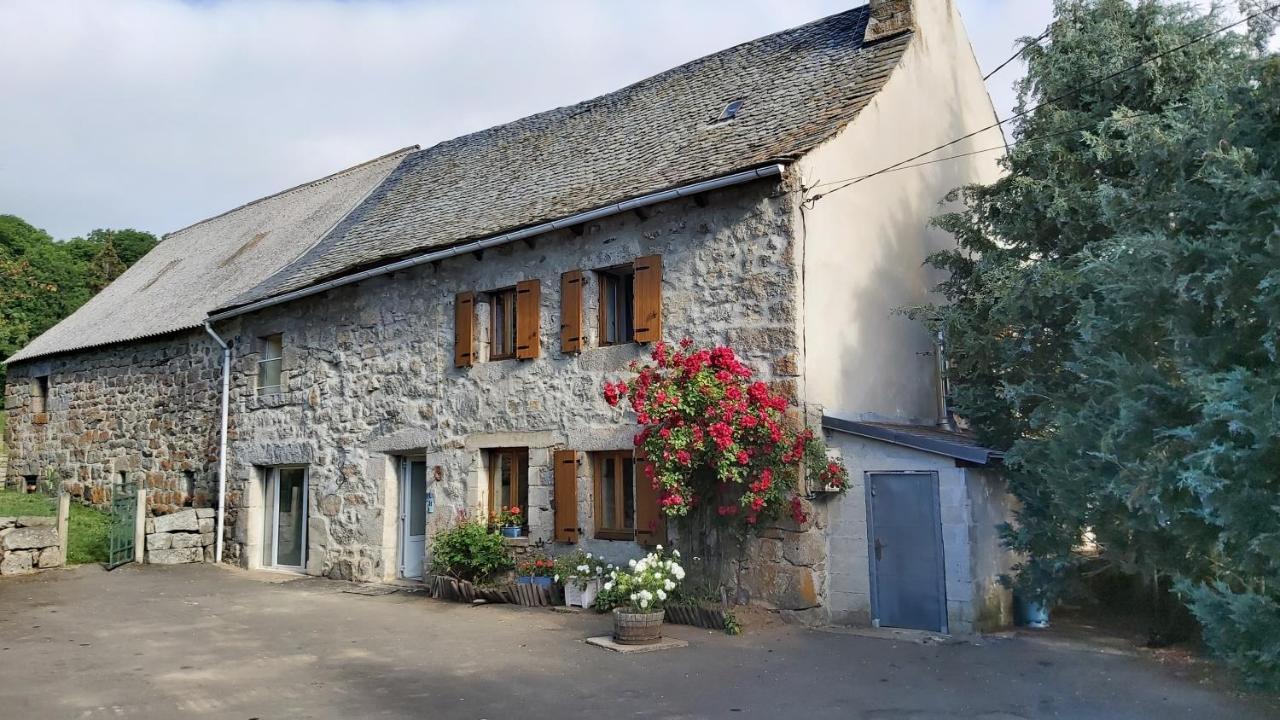 Hébergement de vacances Maison Individuelle Au Calme Sur L'aubrac *